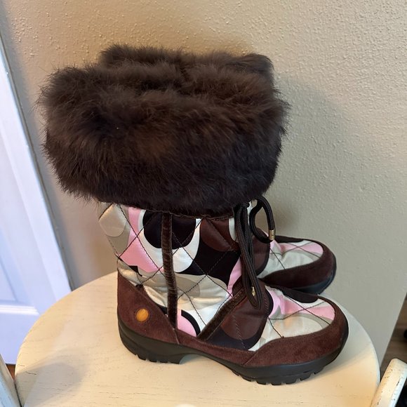 🎀Host Pick🎀EUC Coach Vibram Quilted Boots With Fur/Brown/Green/Pink Size 6 - Picture 7 of 10